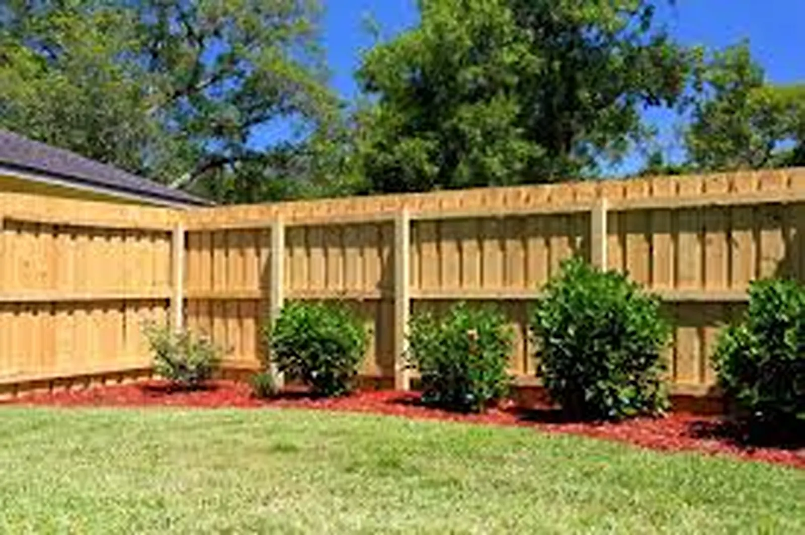 Wood Fence project by Excalibur Fence and Iron Works